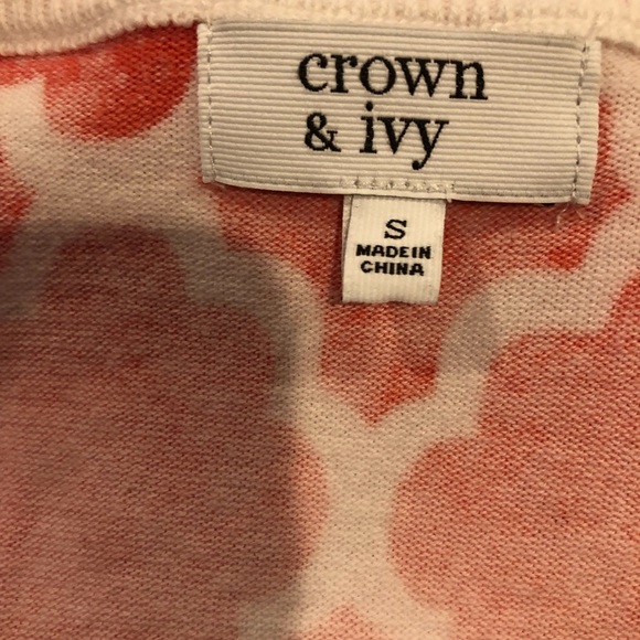 Crown & Ivy Sweater - Picture 5 of 6